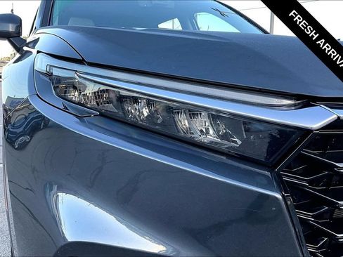 Used 2024 Honda CR-V EX-L image 30