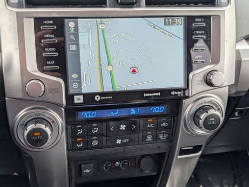 Used 2022 Toyota 4Runner Limited image 28