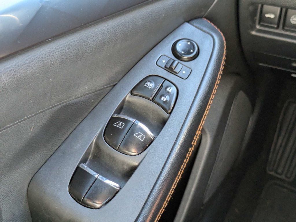 Used 2023 Nissan Maxima SR w/ Sport Mat Group FWD image 24