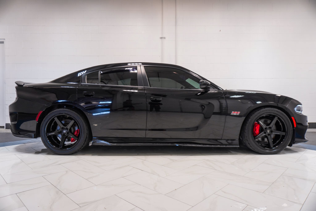 Used 2022 Dodge Charger Scat Pack w/ Driver Convenience Group RWD image 32