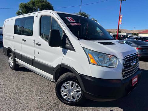 Used 2016 Ford Transit 250 130 Low Roof w/ Exterior Upgrade Package RWD image 4