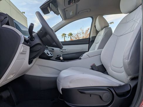New 2026 Hyundai Tucson SE FWD image 15