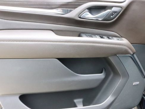 Used 2023 GMC Yukon Denali image 8