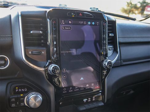 Used 2025 RAM 1500 Laramie image 30