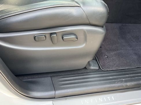 Used 2018 INFINITI QX80 Base w/ All Season Package image 24