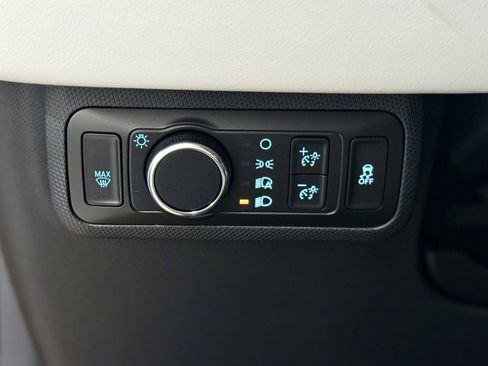 Used 2022 Ford Mustang Mach-E Premium RWD image 16