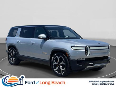Used 2024 Rivian R1S Adventure Quad AWD/4WD image 1