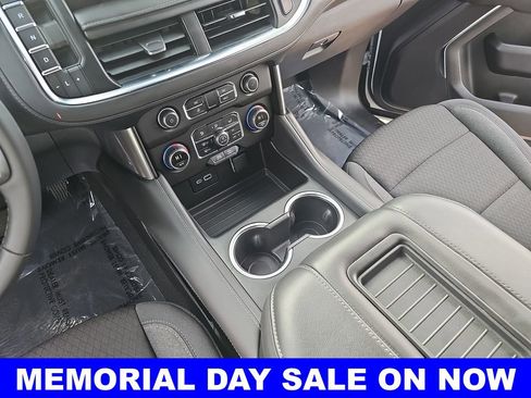 Used 2024 Chevrolet Tahoe LS RWD image 24