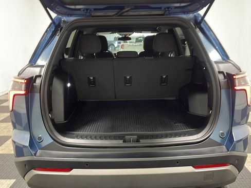 Used 2026 Chevrolet Equinox LT w/ LPO, Floor Liner Package FWD image 17