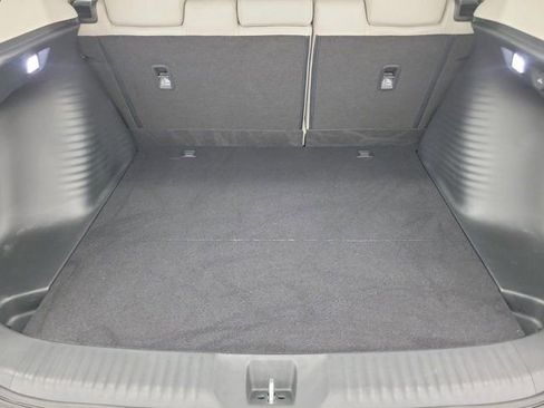 Certified 2024 Honda HR-V LX image 3