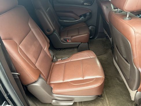 Used 2015 Chevrolet Suburban LTZ image 16