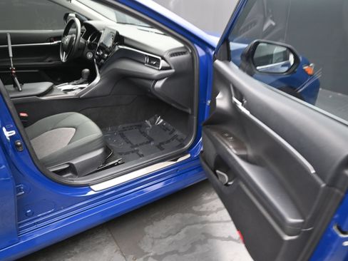 Used 2023 Toyota Camry LE FWD image 12