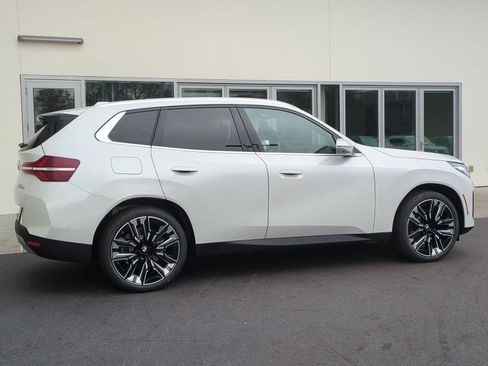 Used 2026 BMW X3 xDrive30i w/ Premium Package AWD/4WD image 9