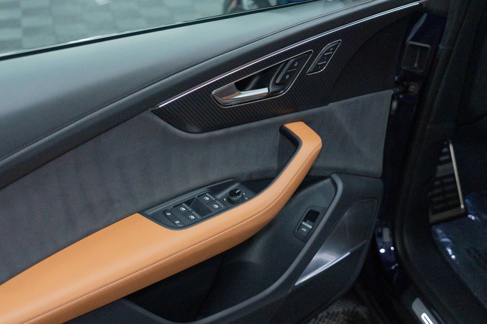 Used 2023 Audi RS Q8 AWD/4WD image 20