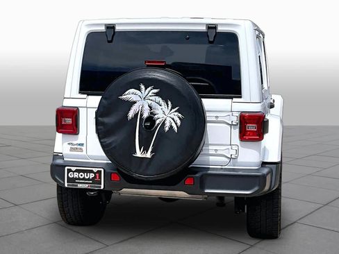 Used 2021 Jeep Wrangler Unlimited Sahara w/ Cold Weather Group AWD/4WD image 4