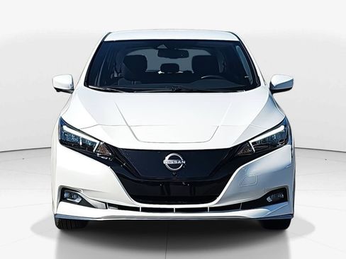 Used 2024 Nissan Leaf SV Plus image 8