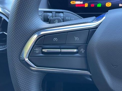 New 2026 Chevrolet Equinox EV LT image 8