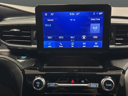 Used 2022 Ford Explorer ST-Line AWD/4WD image 30