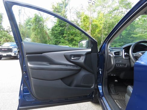 Used 2020 Nissan Murano SL w/ Moonroof Package image 10