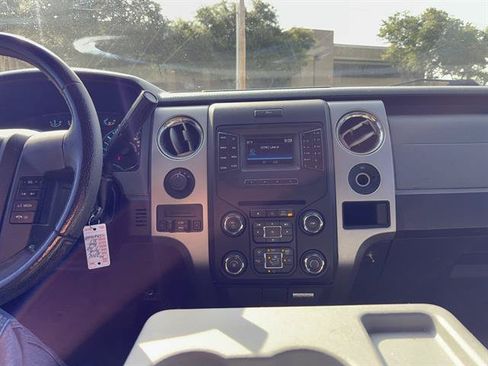 Used 2014 Ford F150 XLT w/ Equipment Group 302A Luxury AWD/4WD image 12