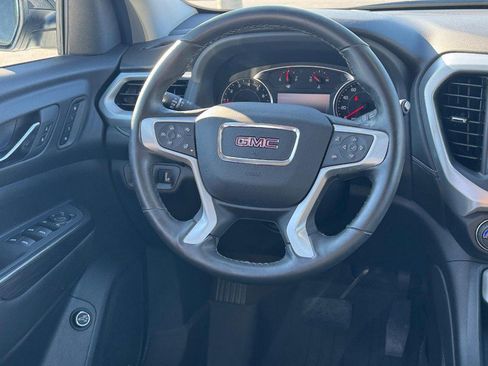 Used 2023 GMC Acadia SLT w/ Elevation Edition image 14