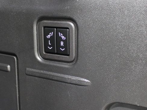 Used 2024 GMC Hummer EV 3X AWD/4WD image 23