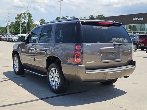Used 2013 GMC Yukon Denali RWD image 7