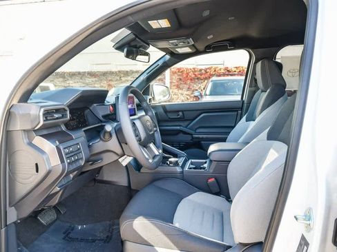 New 2025 Toyota 4Runner TRD Off-Road image 18