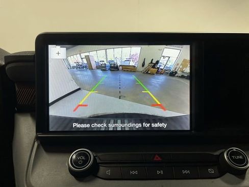 Used 2022 Ford Maverick Lariat w/ Equipment Group 500A Standard AWD/4WD image 17