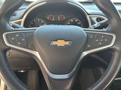 Used 2022 Chevrolet Malibu RS FWD image 19