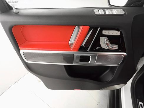 Used 2025 Mercedes-Benz G 550 image 18