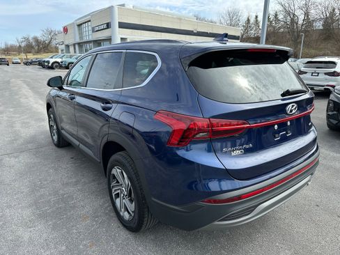 Used 2023 Hyundai Santa Fe SE w/ Cargo Package image 7