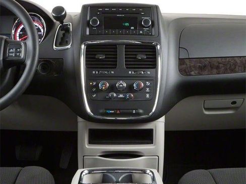 Used 2012 Dodge Grand Caravan SE FWD image 11