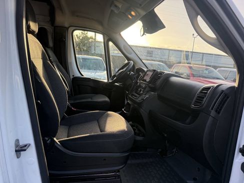 Used 2023 RAM ProMaster 2500 w/ Interior LED Lighting Group FWD image 10