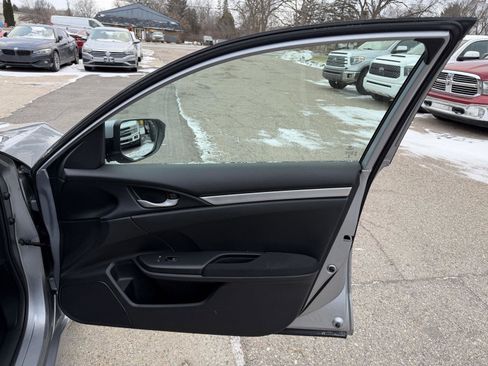 Used 2018 Honda Civic LX image 23