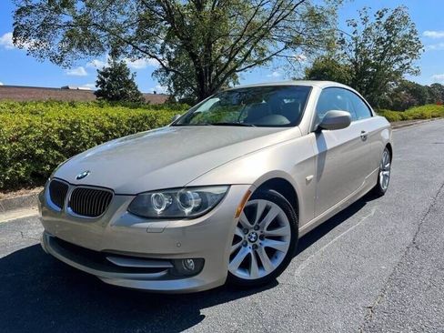 Used 2012 BMW 328i Convertible RWD image 2