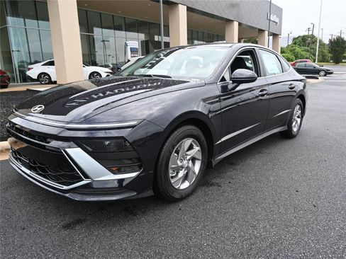 New 2026 Hyundai Sonata SE image 2