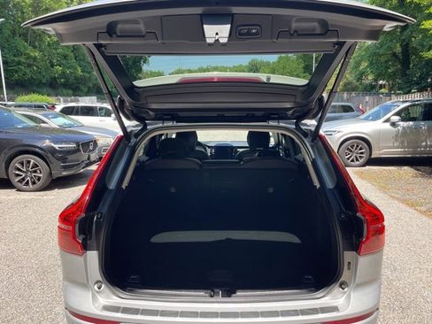 Certified 2023 Volvo XC60 B5 Plus w/ Climate Package AWD/4WD image 16