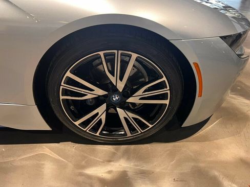 Used 2014 BMW i8 AWD/4WD image 13