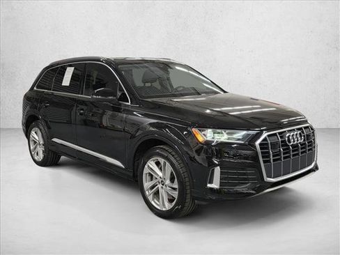 Used 2023 Audi Q7 2.0T Premium w/ Convenience Package image 3