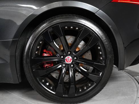 Used 2015 Jaguar F-TYPE S RWD image 8