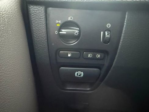 Used 2010 Volvo XC90 3.2 AWD/4WD image 11