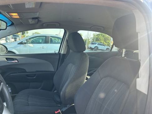 Used 2015 Chevrolet Sonic LT FWD image 2