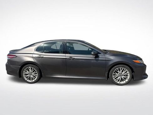 Used 2019 Toyota Camry XLE w/ Driver Assist Package FWD image 7