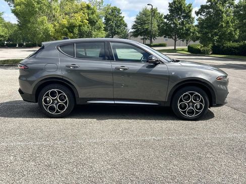 Used 2024 Alfa Romeo Tonale Ti AWD/4WD image 9