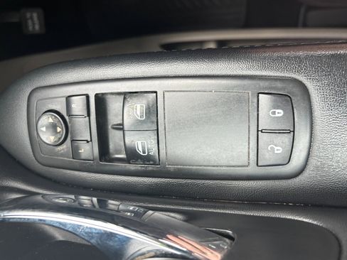 Used 2016 Dodge Grand Caravan SE w/ Quick Order Package 29E SE image 15