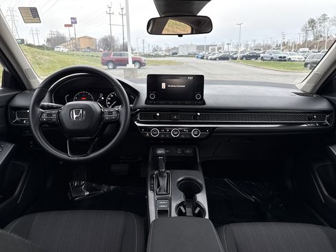 Certified 2023 Honda Civic EX image 29