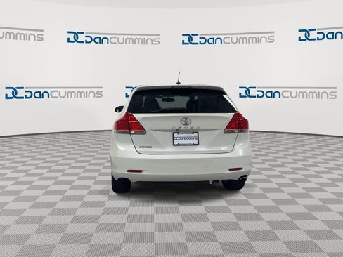 Used 2010 Toyota Venza FWD image 7