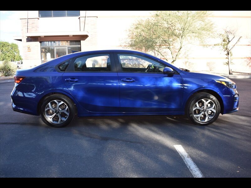 Used 2021 Kia Forte LXS FWD image 1
