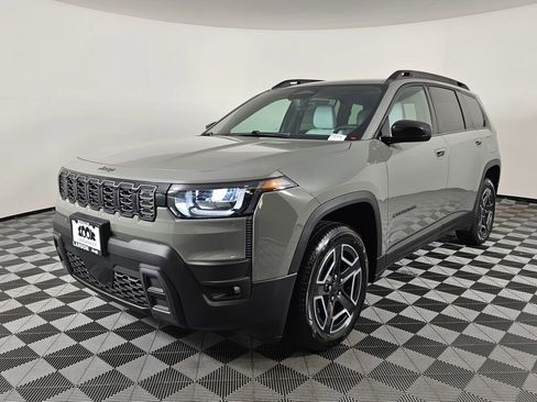 New 2026 Jeep Cherokee Laredo AWD/4WD image 8